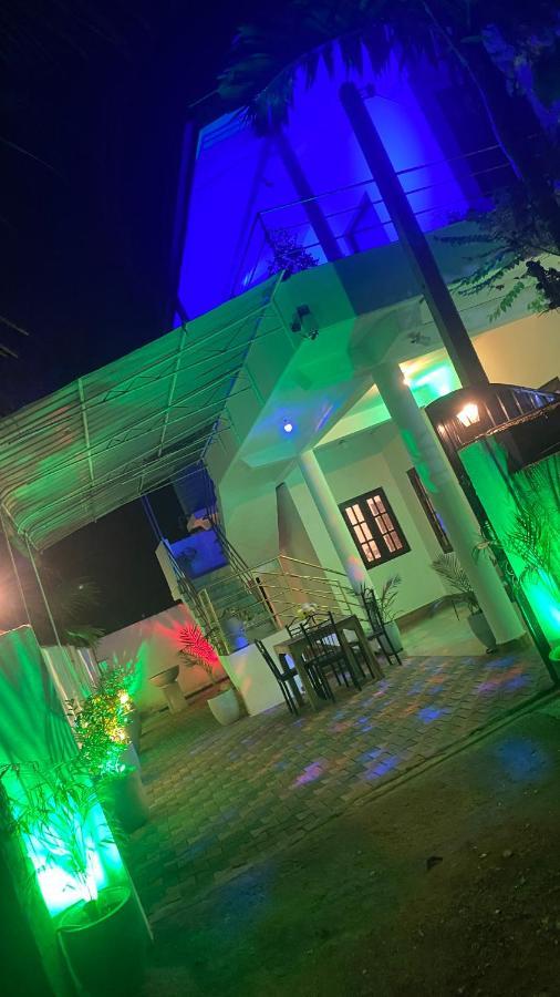 Lali Beach Villa Trincomalee Exterior foto