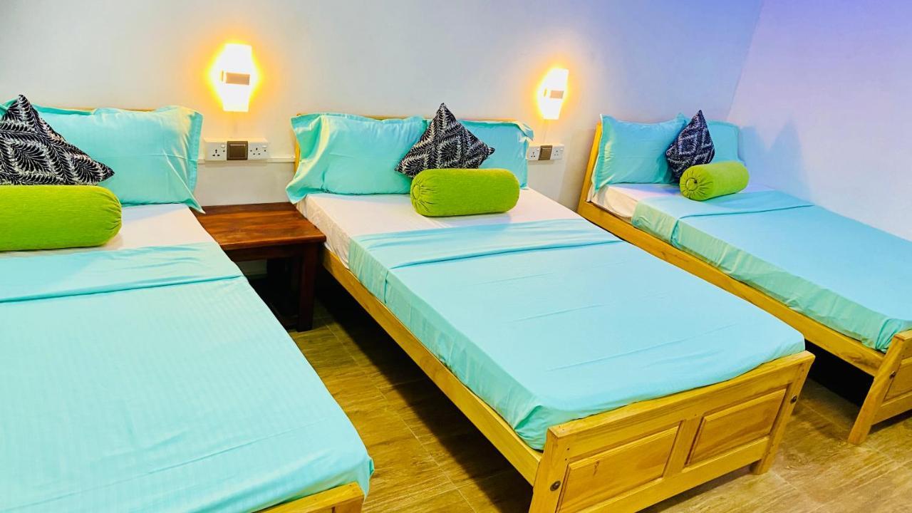 Lali Beach Villa Trincomalee Exterior foto